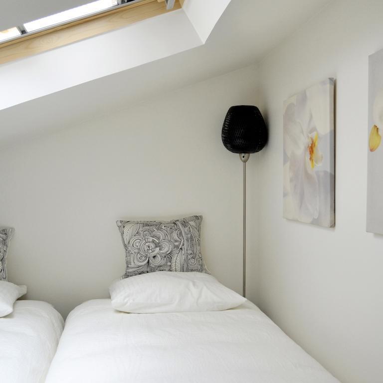 Les Lys Villa Vincennes Room photo