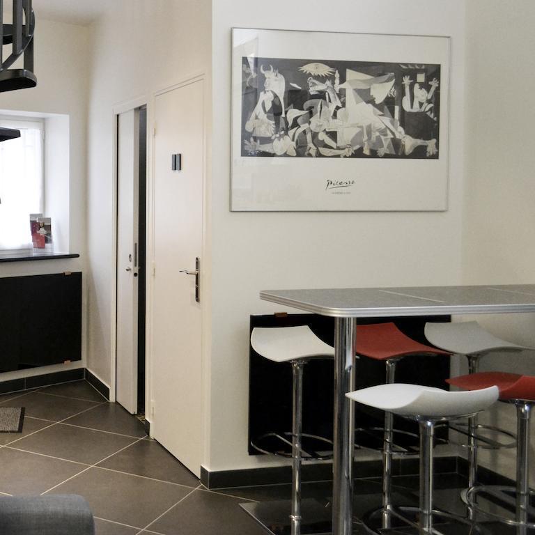 Les Lys Villa Vincennes Room photo