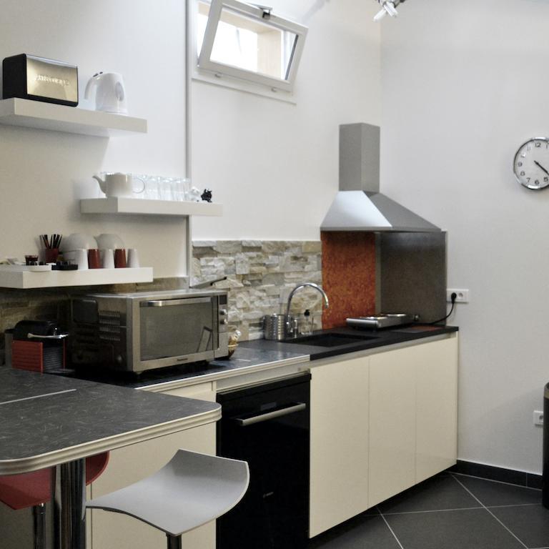Les Lys Villa Vincennes Room photo
